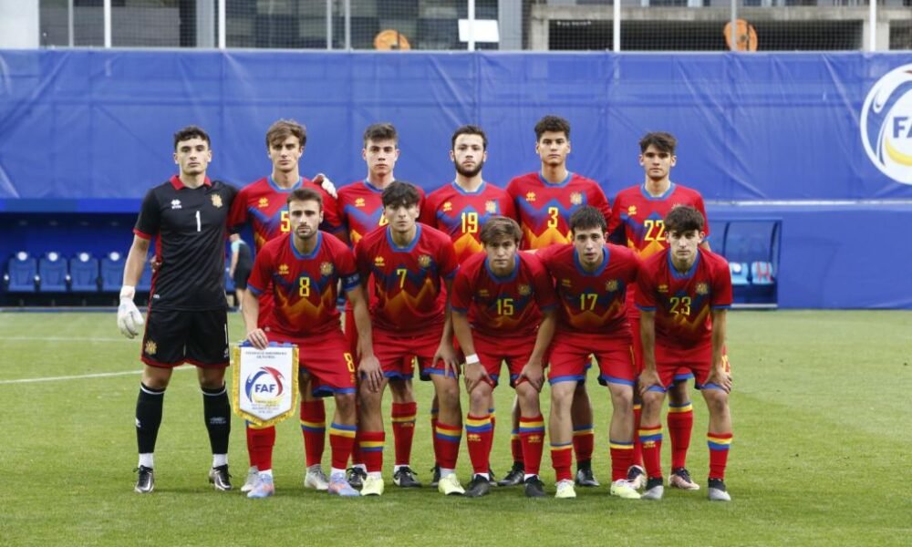 Un moment del partit entre la selecció sots-21 i Bielorússia / FAF
