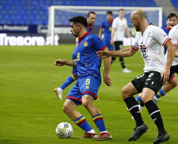 "Cucu" Fernández en un partit de la selecció davant Austria. /FAF