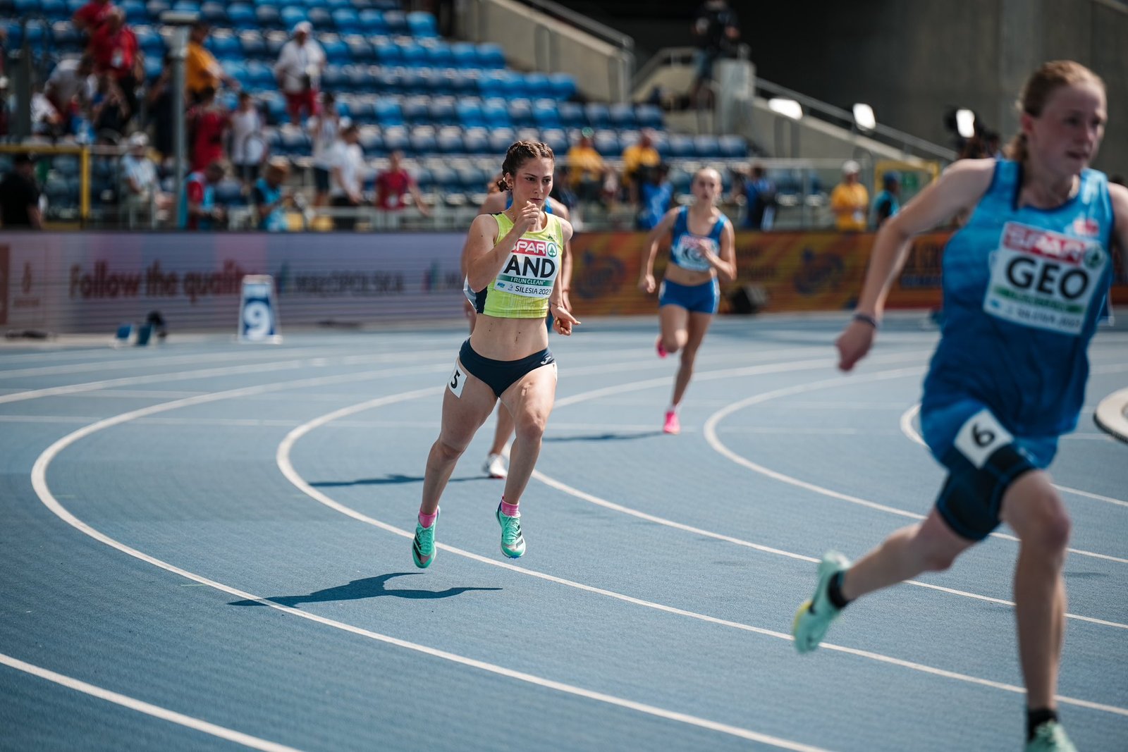 Carlota Málaga en una competició