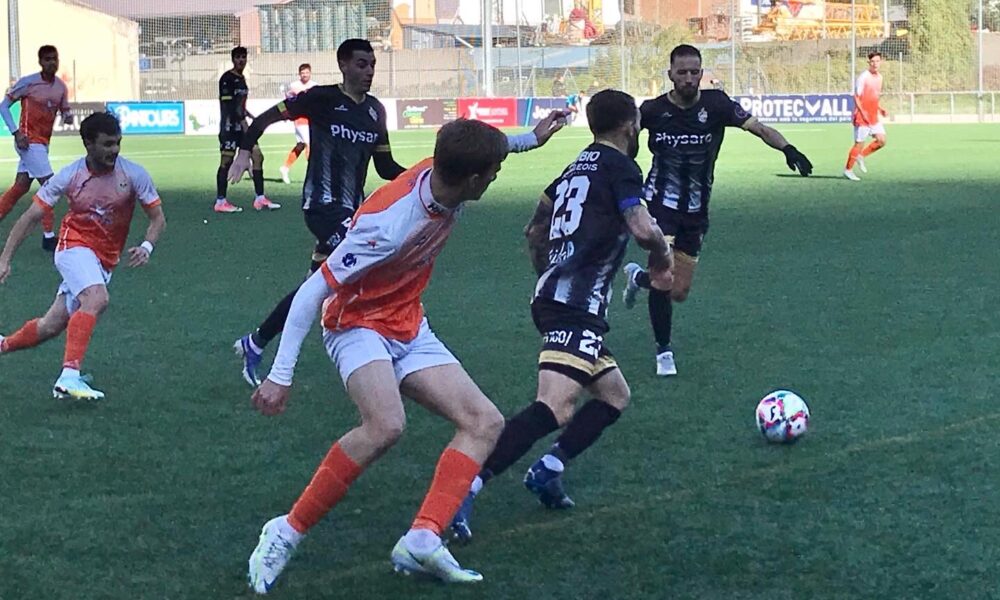 Un moment d'un partit d'aquesta temporada entre la UE Sant Julià i la UE Engordany. / UE ENGORDANY