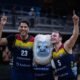 Felipe Dos Anjos i Rafa Luz celebrant l'ascens a l'ACB