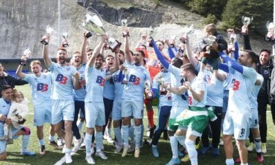 L'Atlètic Escaldes celebrant el títol de la lliga multisegur / FAF