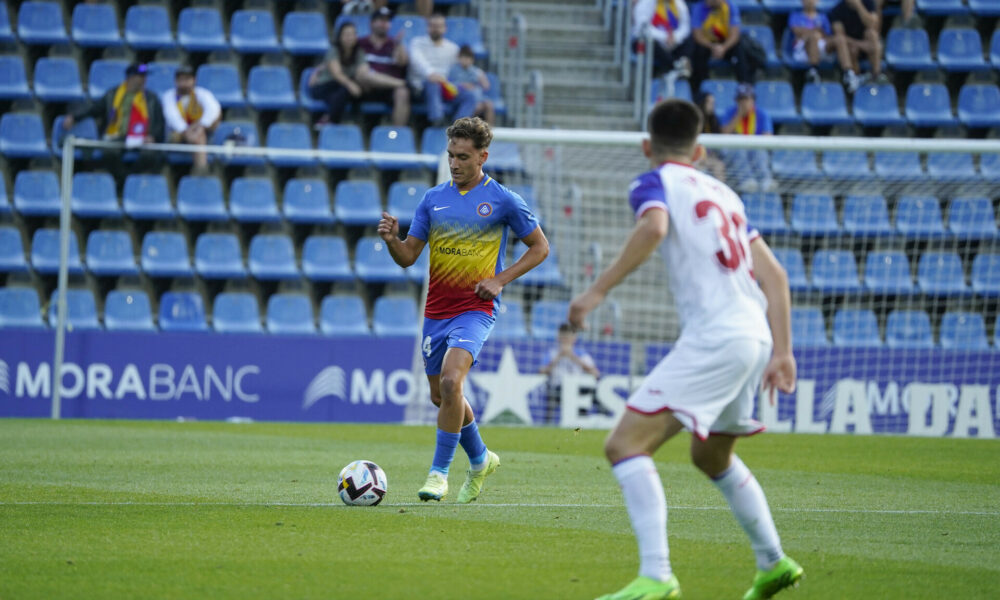 Álex Petxarromán durant un partit de la passada temporada