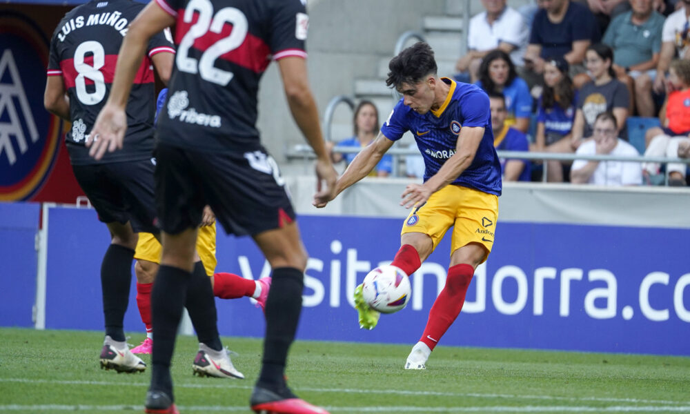 Julen Lobete durant el partit davant el Cartagena / FC ANDORRA