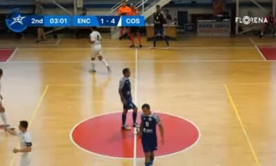 Un moment del partit entre el Sideco FC Encamp i el Cosmos