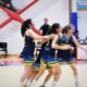 El combinat nacional femení sots-18 celebrant la victòria davant Xipre / FIBA