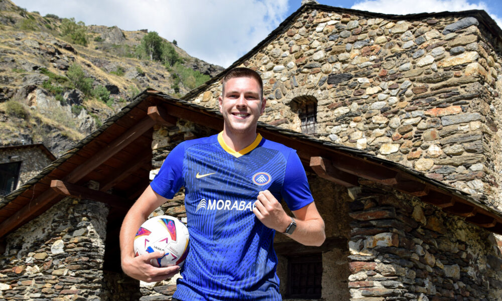 Aurélien Scheidler a la seva presentació amb l'FC Andorra