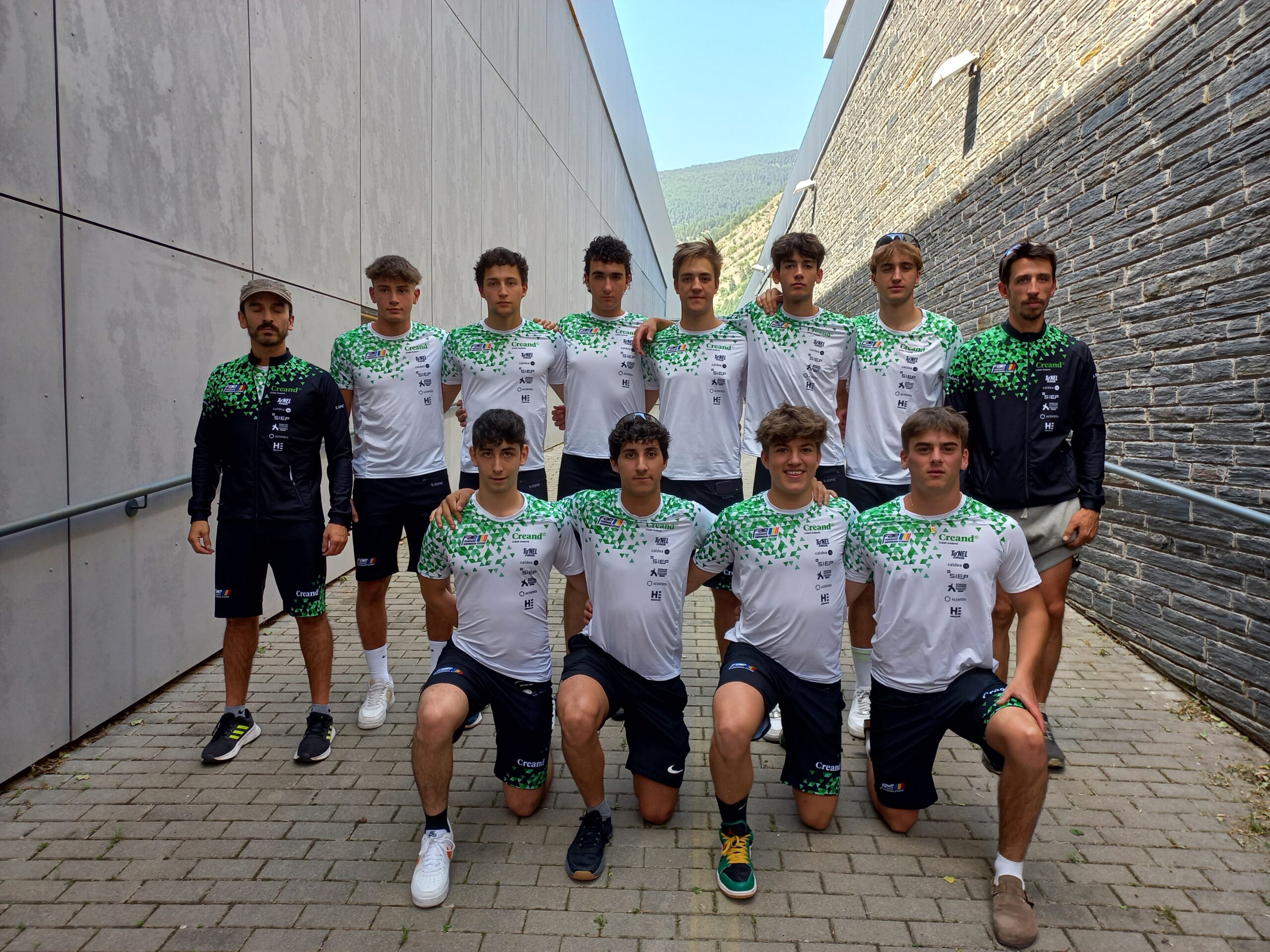 Foto grup EEBE U19 ALPI FAE