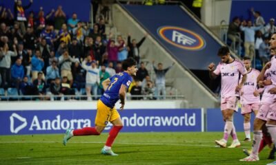 Lobete en una acció del partit davant l'Oviedo / FCA