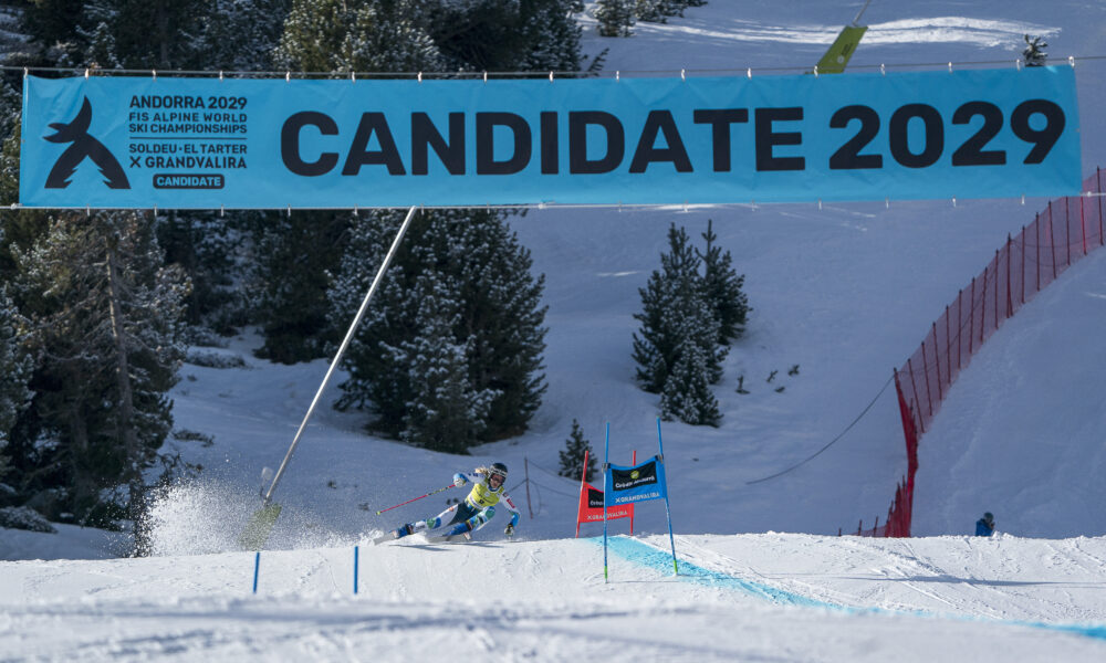 Una de les pancartes anunciant la candidatura pel 2029 / CANDIDATURA 2029