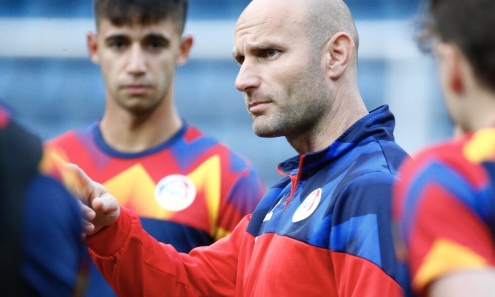 Eloy Casals en l'entrenament previ al partit de demà davant Illes Fèroe / FAF