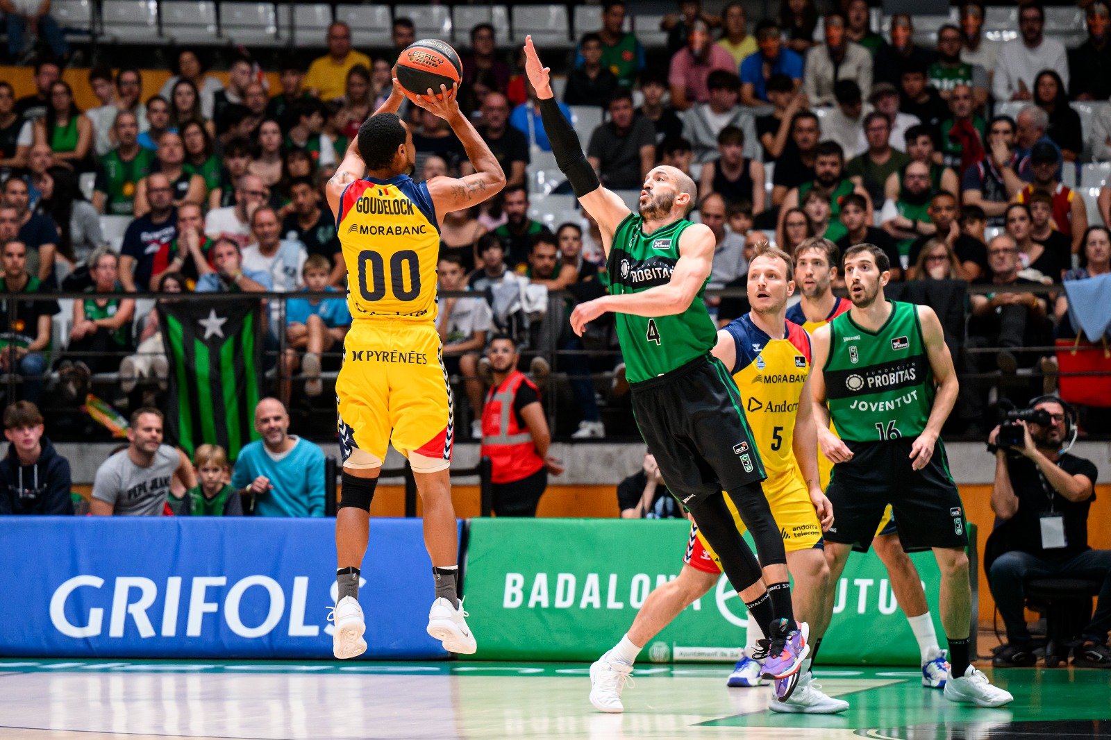 Goudelock en el partit davant el Badalona / DAVID CRUZ - ACB