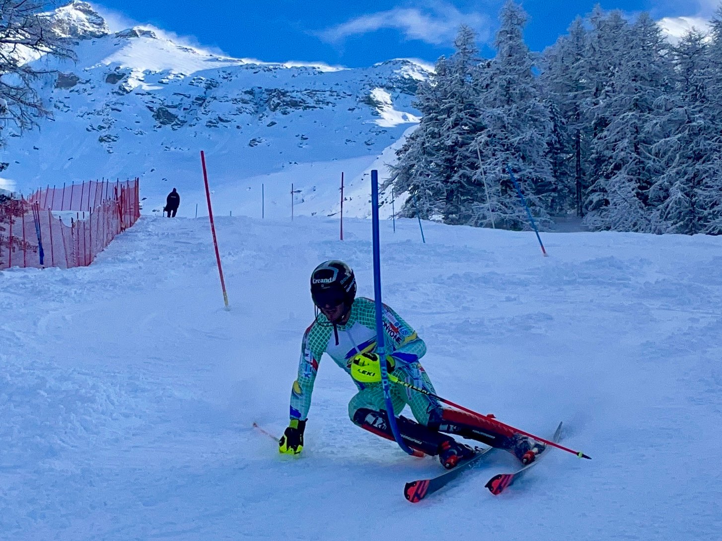 Àlex Rius entrenant SL a Val Cenis