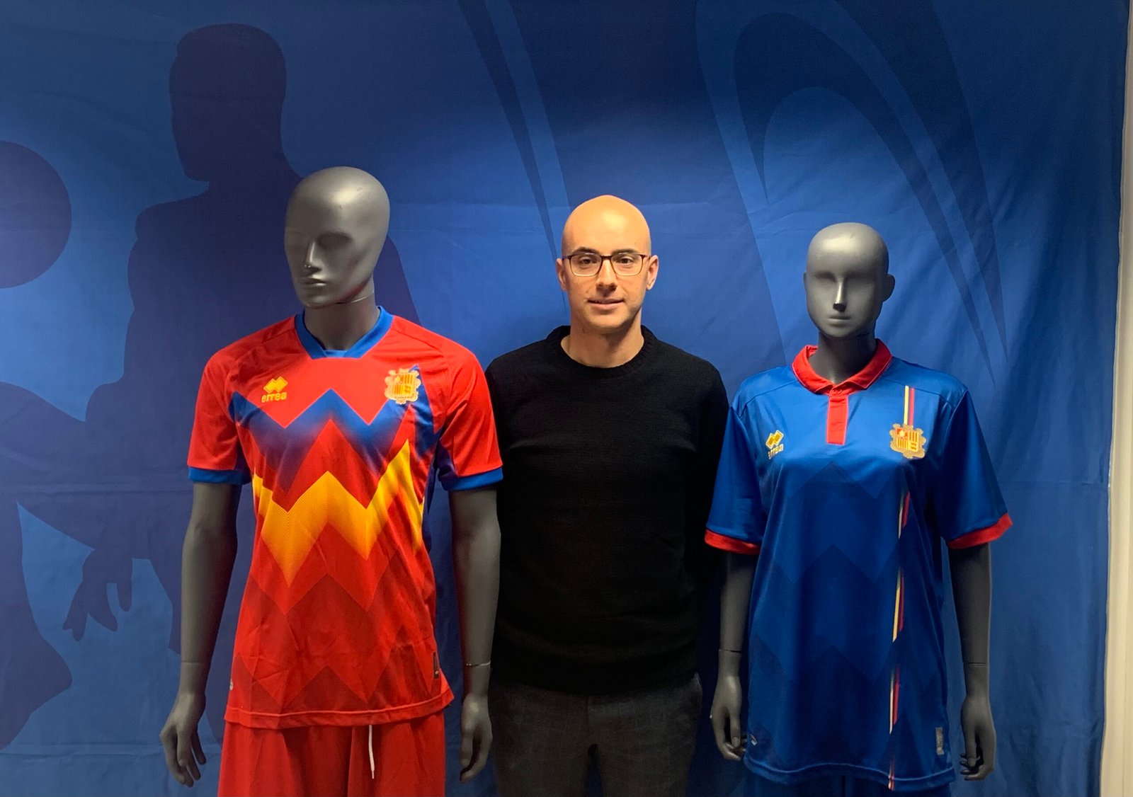 Albert Panadero en l'acte de peresentació com a nou seleccionador femení