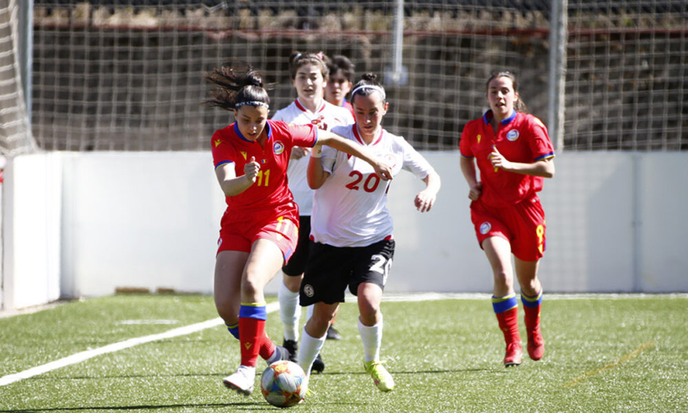 Una imatge d'un partit de la selecció femenina de futbol / FAF