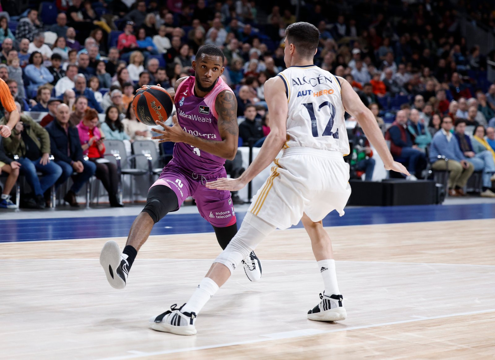 Jean Montero en el duel davant el Reial Madrid / ACB