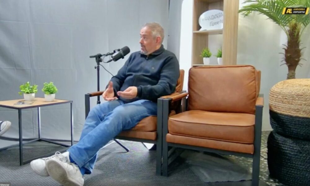 Gabriel Fernández durant l'entrevista