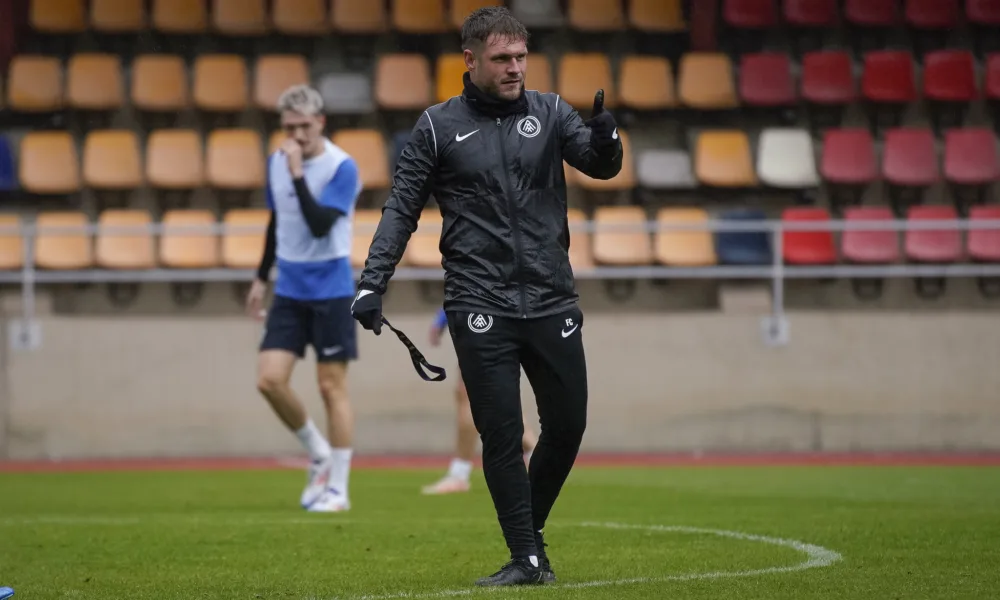 Ferran Costa en un entrenament / FCA
