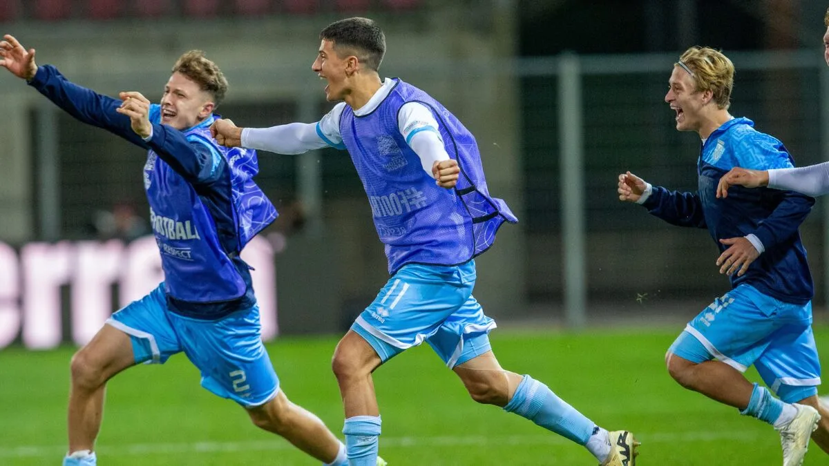 Els jugadors de San Marino celebrant l'ascens / FSGC Official